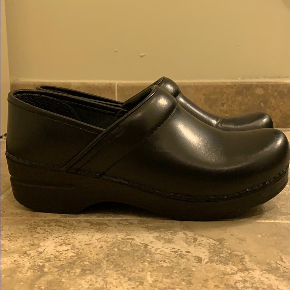 Dansko Professional Clog Matte Black 37 Narrow